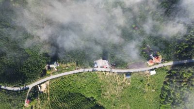 Sakarya’nın Karasu ilçesinde etkili olan yoğun sis, sahil kesimi ve