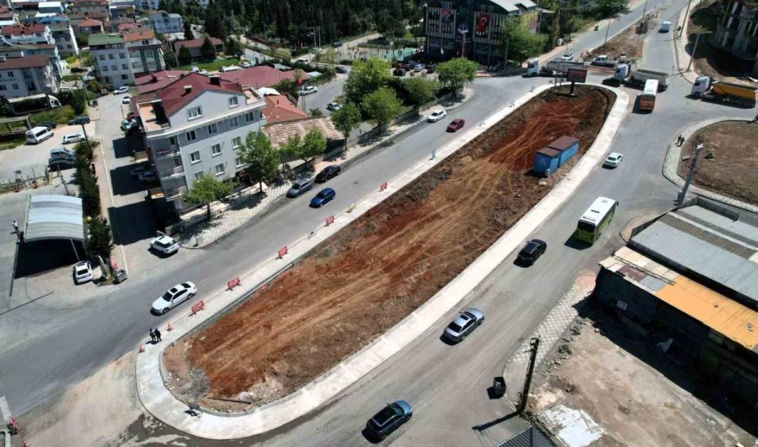 Darıca’da Tuzla ile Battalgazi Caddesi kesişiminde yürütülen kavşak düzenleme çalışmaları