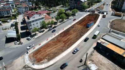 Darıca’da Tuzla ile Battalgazi Caddesi kesişiminde yürütülen kavşak düzenleme çalışmaları
