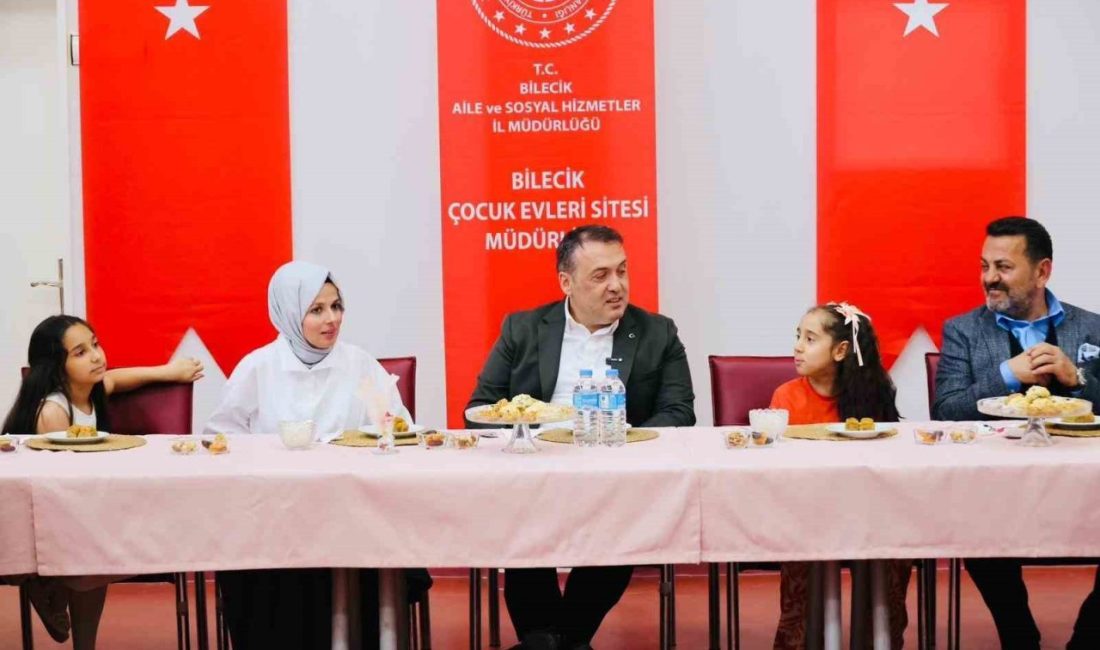 Bilecik Valisi Faik Oktay Sözer ve eşi Zeynep Sözer, Kurban
