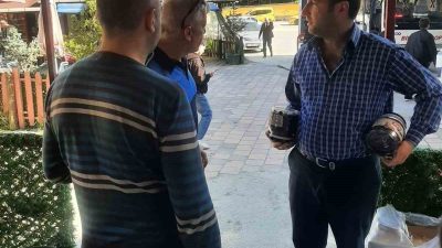 Bilecik’te denetim yapan zabıta ekipleri, bir seyyar satıcıdaki yaklaşık 100