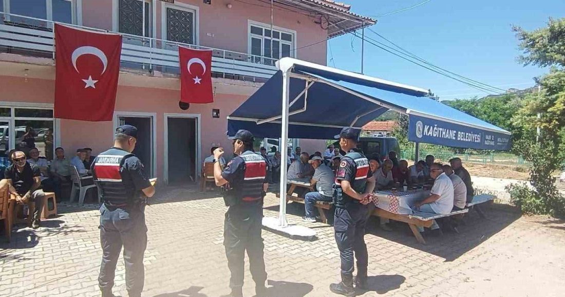 Bilecik’te 1400 vatandaşa hırsızlık ve yangın konularında bilgilendirme yapıldı. Bilecik’in