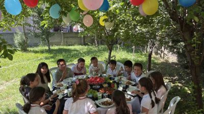 Sakarya’nın Arifiye ilçesinde okul servis şoförlüğü yapan Salih Öztaş ve
