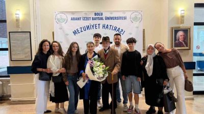 Bolu’da yaşayan 76 yaşındaki Saadet Söyleyici Yasa, içindeki sanat tutkusunu