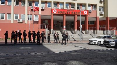 Kocaeli’nin İzmit ilçesinde eşine cinsel istismarda bulunduğu iddiasıyla çıkan kavgada