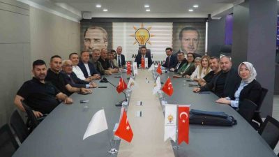 AK Parti Düzce Belediye Meclis grubu haziran ayı toplantısını gerçekleştirdi.