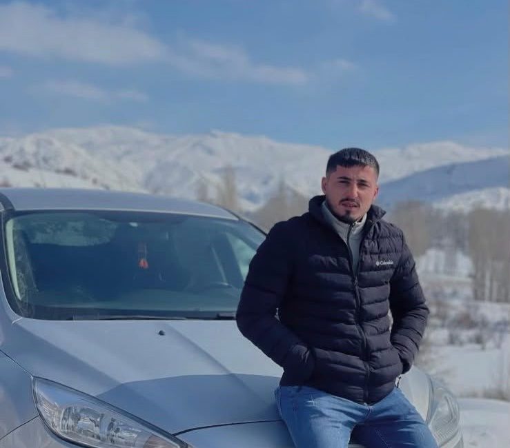 Arkadaşlarıyla girdiği deniz sonu oldu Kastamonu’nun Abana ilçesinde arkadaşlarıyla denize giren ve boğulma tehlikesi geçiren
