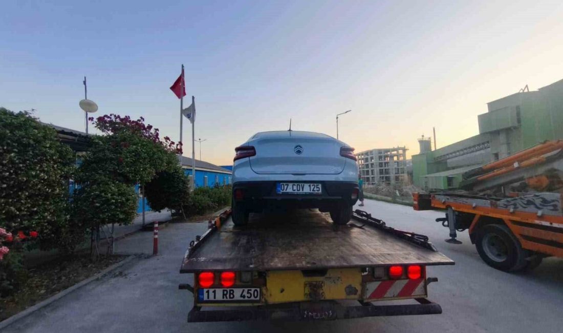Bilecik’te, babasının çalıştığı fabrikanın otoparkına kiralık aracı ile zorla girmek