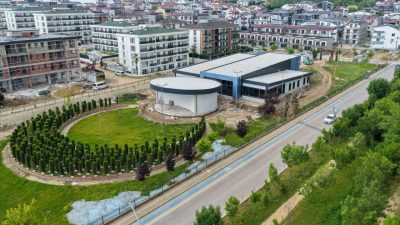 Başiskele Belediyesi, çocukların ve gençlerin bilimle buluşmasını sağlamak amacıyla hayata