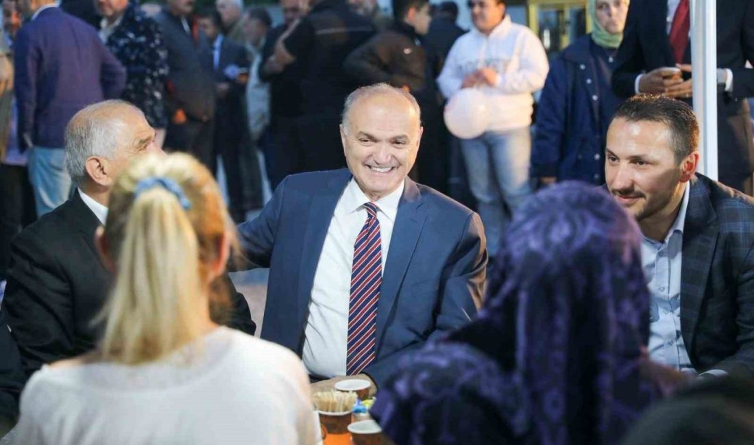 Düzce Belediye Başkanı Dr. Faruk Özlü, “Vatandaş Soruyor, Başkan Cevaplıyor”