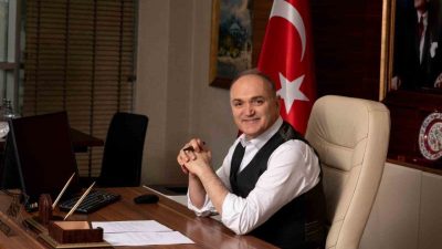 Düzce Belediye Başkanı Dr. Faruk Özlü, 2025-2026 Eğitim Öğretim Yılı’nın