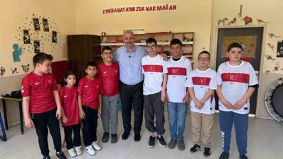 DÜZCE(İHA) – Düzce’nin Çilimli ilçesinde, daha önce özel öğrencilerle bir