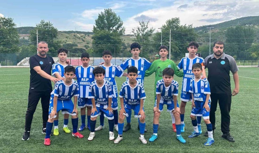 Bilecik U13 Gençler Ligi’nde A ve B Grupları’nda ligler tamamlanırken,