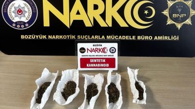 Bilecik’te gerçekleştirilen denetimler şüpheli hareketler sergileyen bir şahsın üzerinden uyuşturucu