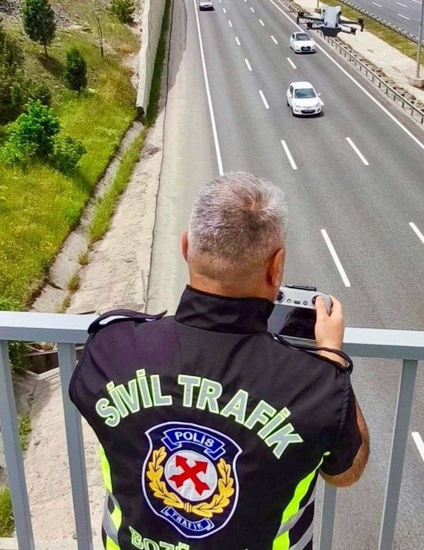 Bilecik’te drone destekli trafik denetimi