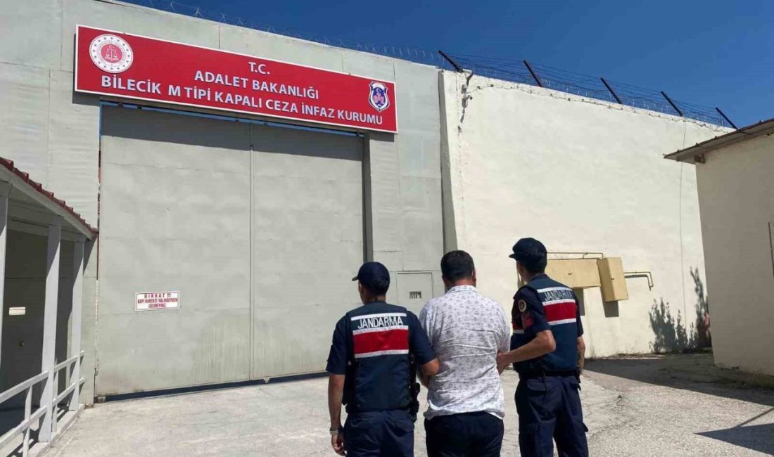 Bilecik’te jandarma tarafından düzenlenen tefecilik operasyonunda çok sayıda yaprak senet