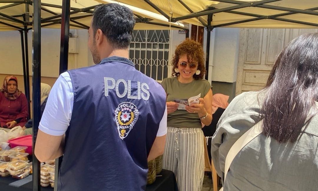 Bilecik’in Pazaryeri ilçesinde KADES ve dolandırıcılık uyarısı yapıldı. Pazaryeri İlçe