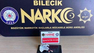 Bilecik’te bir şahsın üzerinde ’Lyrica’ adı verilen uyuşturucu madde ele