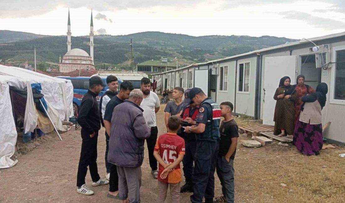 Bilecik’te mevsimlik tarım işçilerine yönelik jandarma ekiplerince denetim gerçekleştirildi. Edinilen