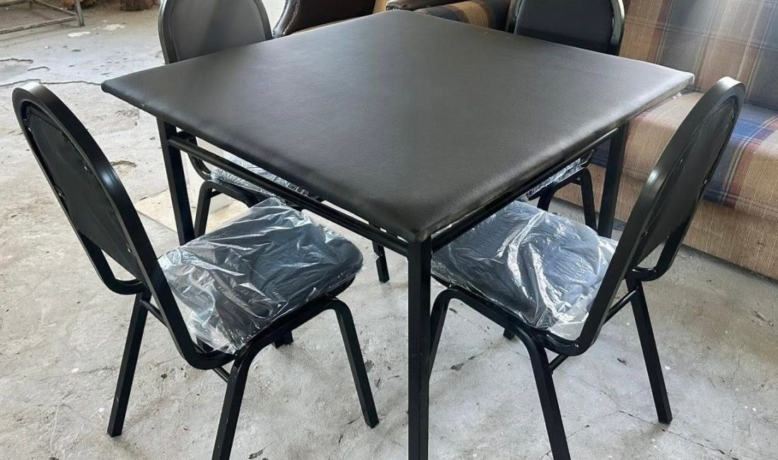 Bilecik’in Osmaneli ilçesinde sosyal alanlara 450 sandalye ve 70 masa