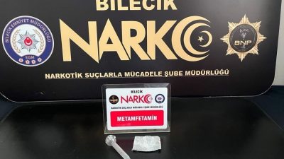 Bilecik’te gerçekleştirilen uyuşturucu operasyonunda 1 şüpheli gözaltına alındı. Edinilen bilgilere