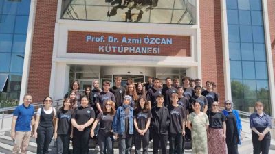 Bilecik Şeyh Edebali Üniversitesi (BŞEÜ) akademik birimleri, lise öğrencilerine tanıtıldı.