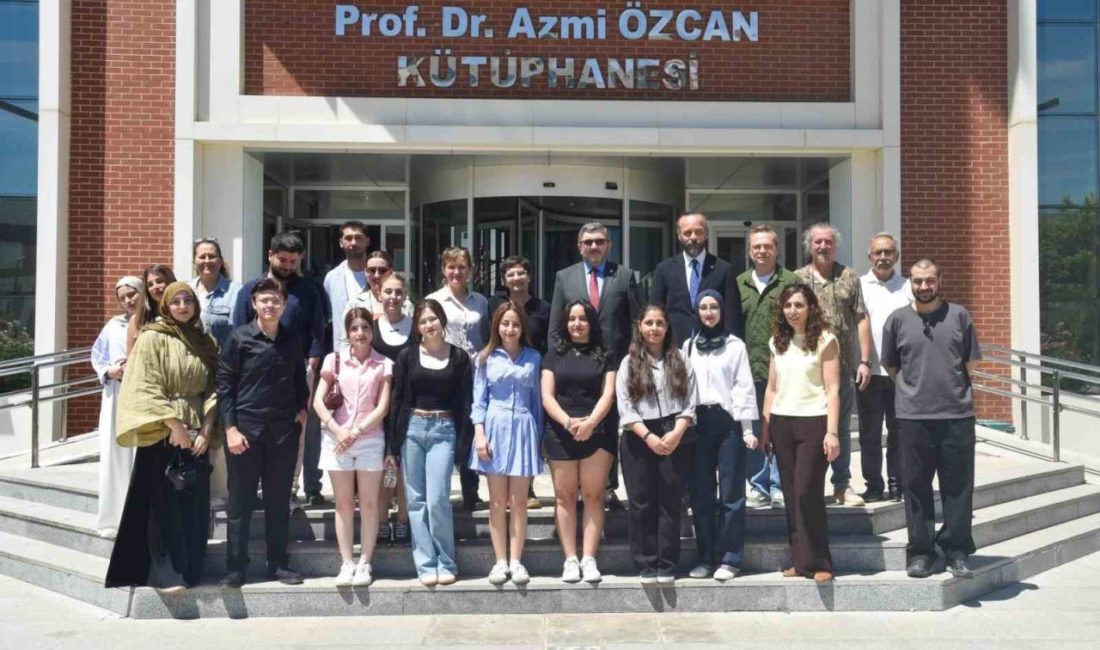 Bilecik Şeyh Edebali Üniversitesi’nde (BŞEÜ) ‘Kampüste Yaşam’ sergisi sanatseverlerle buluştu.