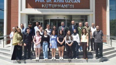 Bilecik Şeyh Edebali Üniversitesi’nde (BŞEÜ) ‘Kampüste Yaşam’ sergisi sanatseverlerle buluştu.