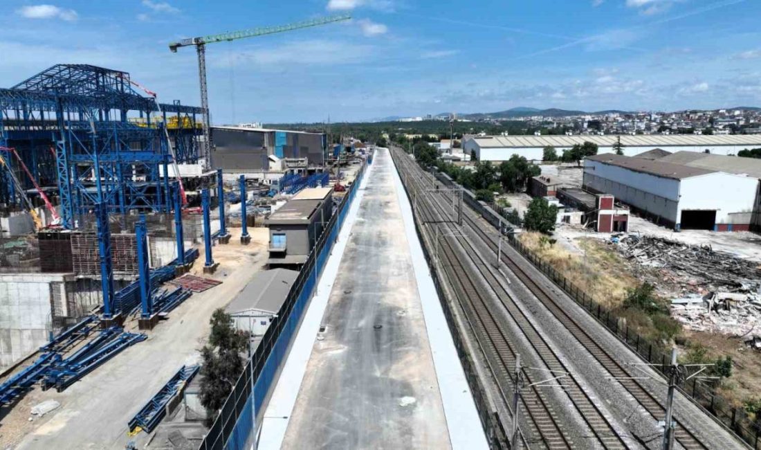 Darıca Emek Mahallesi’nde Kroman Çelik ile Marmaray tren hattı arasında
