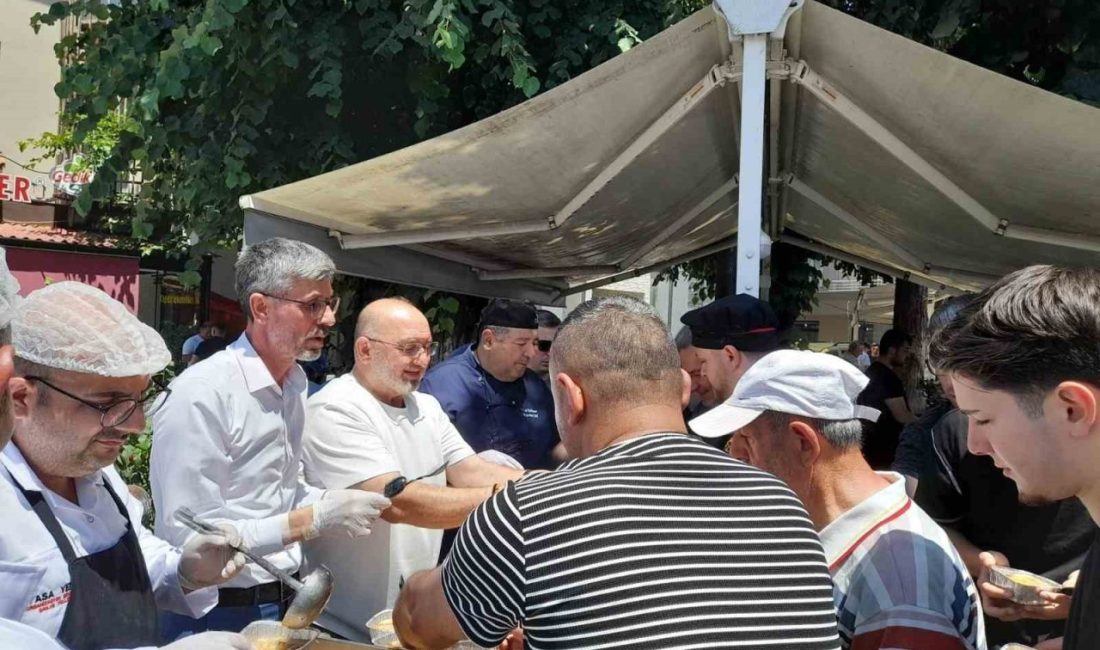DÜZCE(İHA) – Düzce’de Aşure Günü dolayısıyla düzenlenen programda AK Parti
