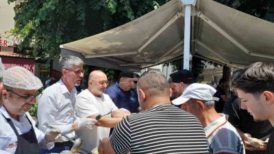 DÜZCE(İHA) – Düzce’de Aşure Günü dolayısıyla düzenlenen programda AK Parti