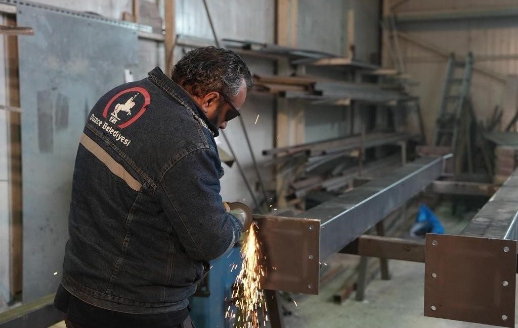 Düzce Belediyesi Destek Hizmetleri Müdürlüğü, belediye hizmetlerinin sürdürülebilirliğine katkı sağlamaya,
