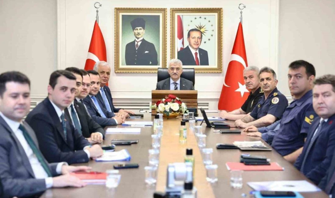 Düzce genelinde alınan güvenlik tedbirleri ve asayiş uygulamalarının değerlendirildiği Genişletilmiş