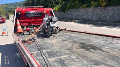 Kastamonu’nun İnebolu ilçesinde egzoz patlatarak gürültü kirliliğine sebep olan ehliyetsiz