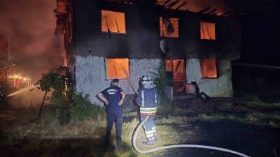 Kastamonu’da elektrik kontağından çıktığı tahmin edilen yangında engelli vatandaşa ait