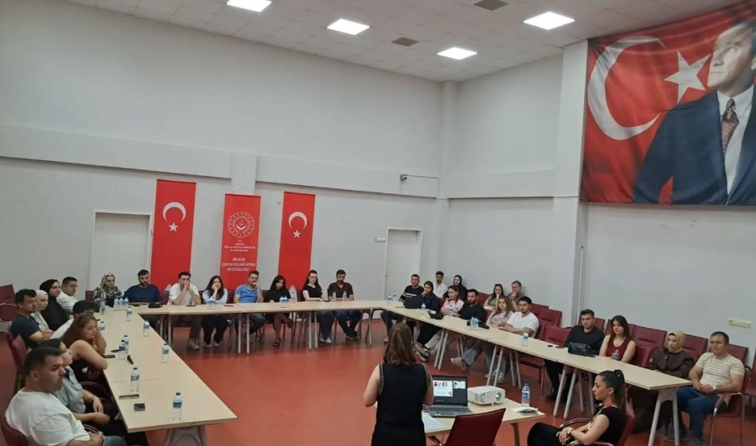 Bilecik’te evlenecek gençlere eğitim ve sağlık desteği verildi. Bilecik Aile