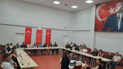 Bilecik’te evlenecek gençlere eğitim ve sağlık desteği verildi. Bilecik Aile