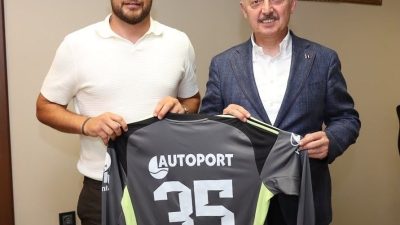 Kocaelispor’da sözleşmesi sona eren ve takımdan ayrılan Kaptan Gökhan Değirmenci,