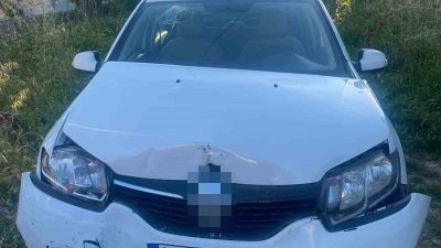 Bilecik’te seyir halindeki bir sürücü karşı yönden gelen tırdan etkilenerek