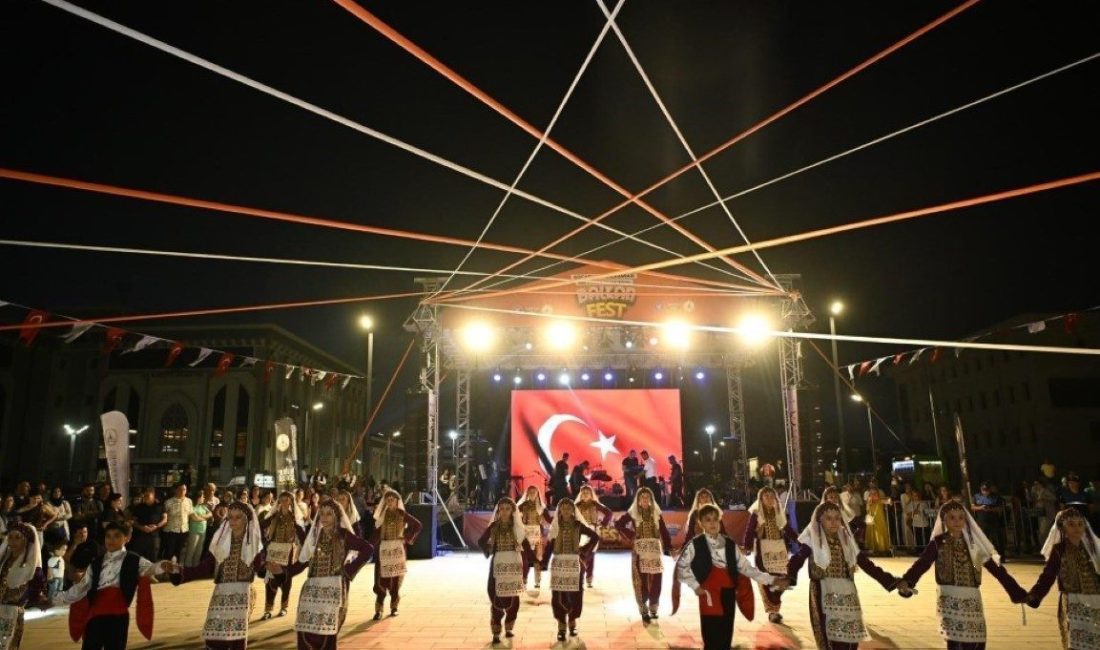 Kartepe, Uluslararası Balkan Halk Oyunları Festivali’ne ev sahipliği yapmaya hazırlanıyor.