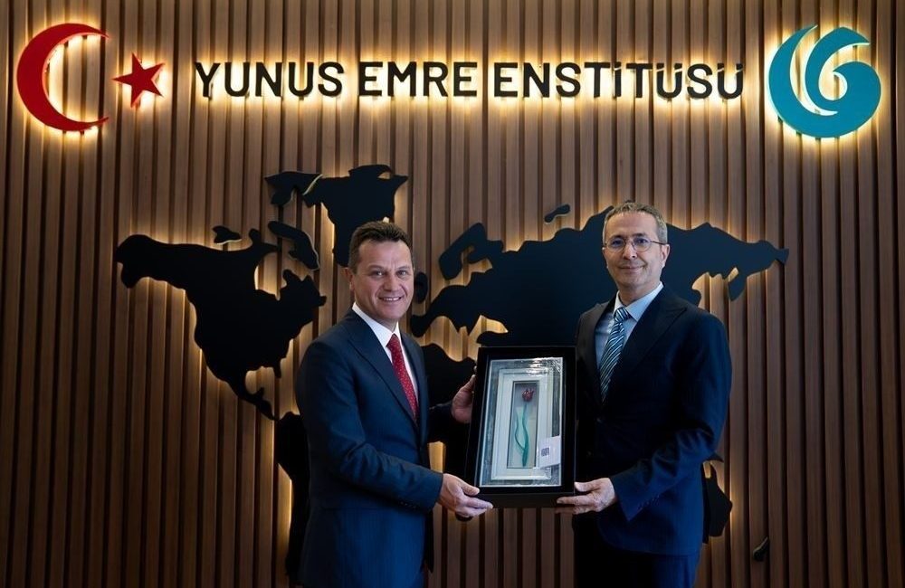Kastamonu Üniversitesi ile Yunus Emre Enstitüsü arasında iş birliği Kastamonu Üniversitesi ile Yunus Emre Enstitüsü arasında eğitim, araştırma-geliştirme, ölçme-değerlendirme