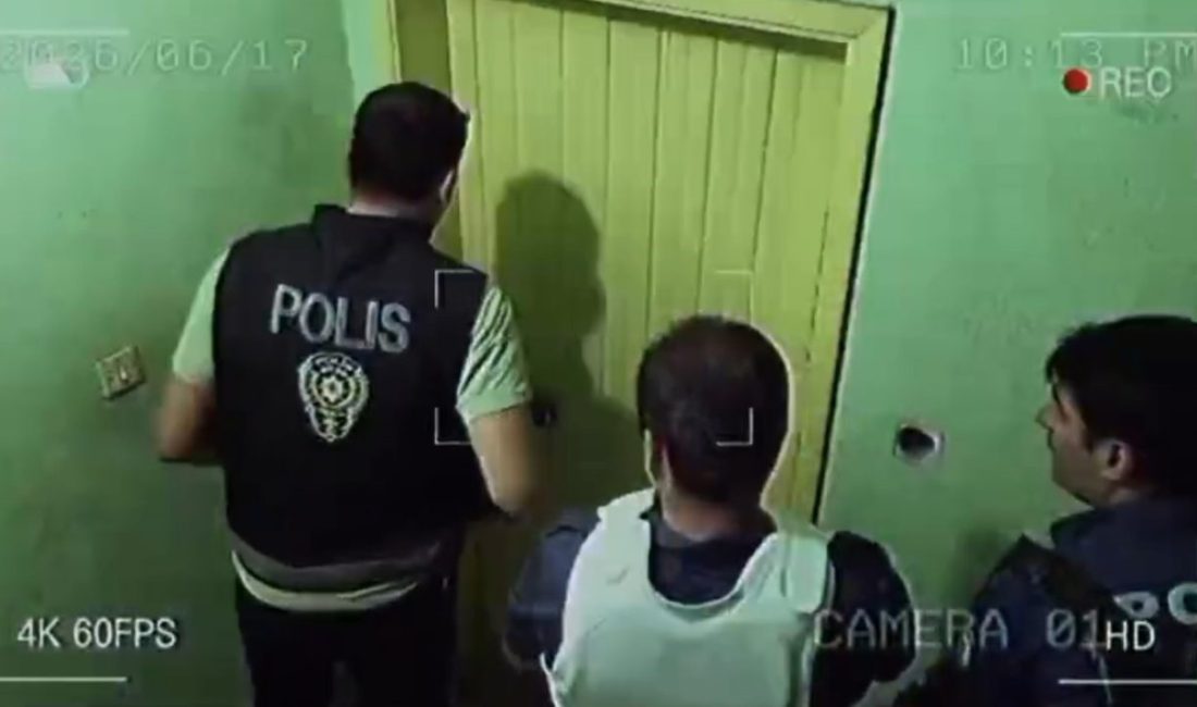 Kastamonu’nun Bozkurt ilçesinde polis ekipleri tarafından düzenlenen fuhuş operasyonunda 1