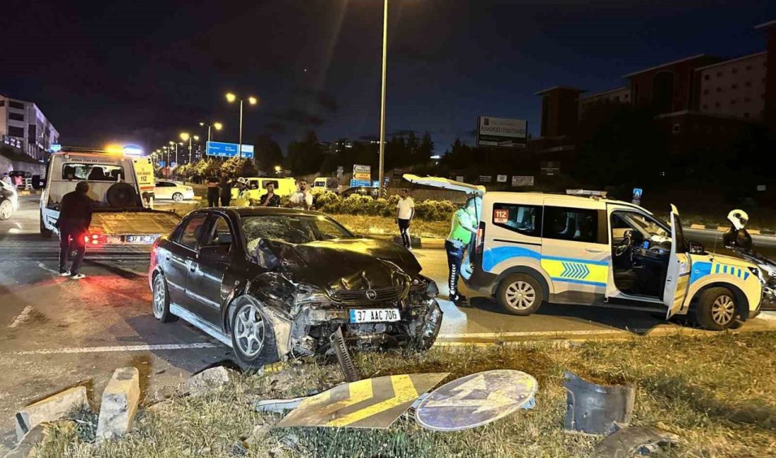 Kastamonu’da iki otomobilin çarpışması neticesinde meydana gelen kazada 4 kişi