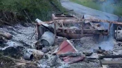 Kastamonu’nun Taşköprü ilçesinde çıkan yangında park halindeki karavan ile iş