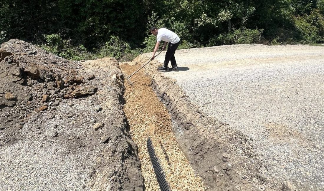 Düzce’nin Kaynaşlı ilçesine bağlı Sazköy’de, yağmur suyu tahliyesi ve drenaj