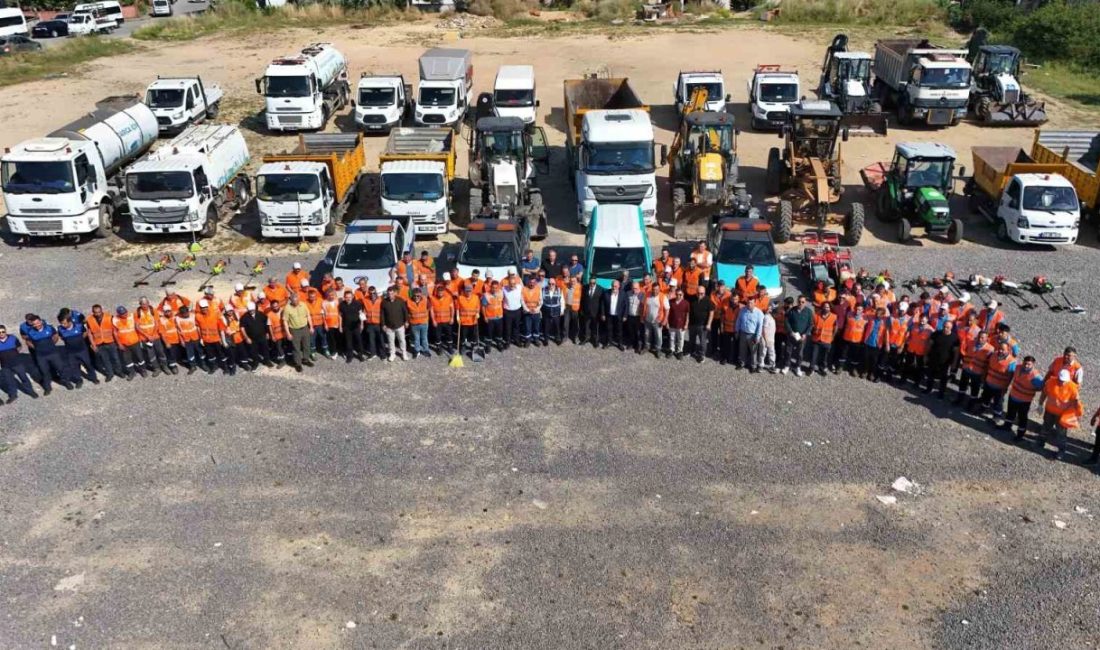 Darıca’da başlatılan yaz temizliği çalışmalarının ilk durağı Kazım Karabekir Mahallesi