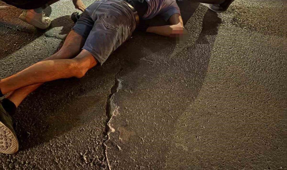 Kocaeli’nin Körfez ilçesinde seyir halindeki motosikletin yola aniden çıkan yayaya