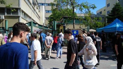Kocaeli’de Yükseköğretim Kurumları Sınavı’nın (YKS) ikinci gün heyecanı yaşandı. Sabah
