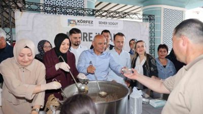 Körfez Belediyesi ekiplerince Muharrem ayı etkinlikleri kapsamında 4 bin vatandaşa