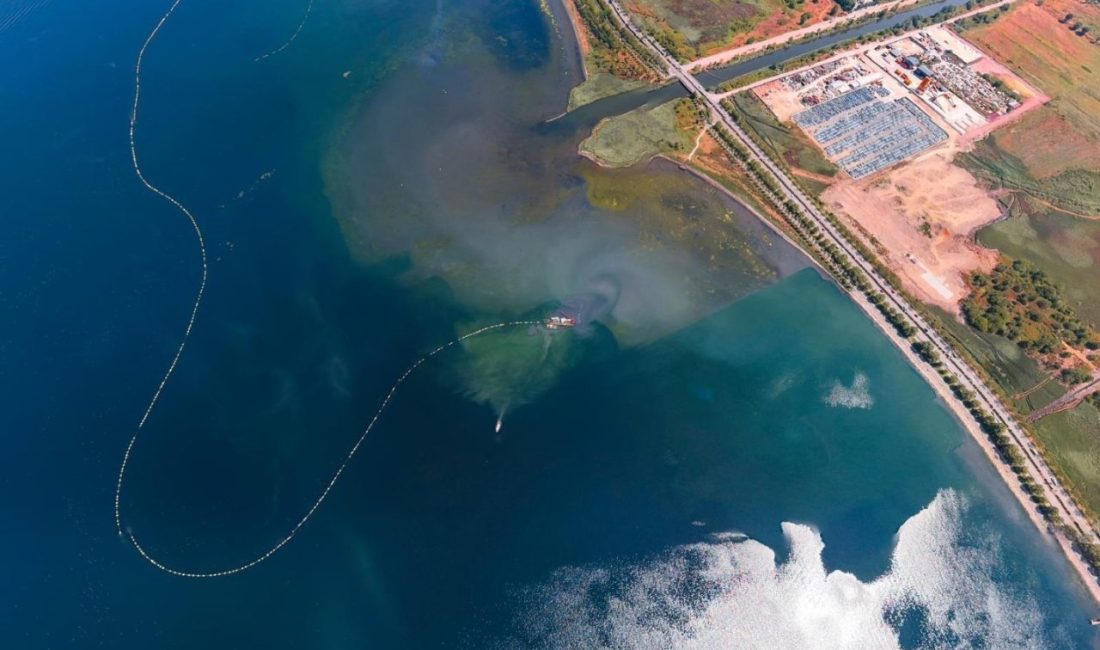 Kocaeli’de düzenlenen 1. Marmara Sürdürülebilir Çevre Sempozyumu’nda, Marmara havzasındaki atık